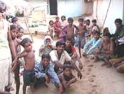 Nidhuwa’s Doms live in a separate quarter which was cleaned up before a momentous intercaste community feast held on September 3, 2006